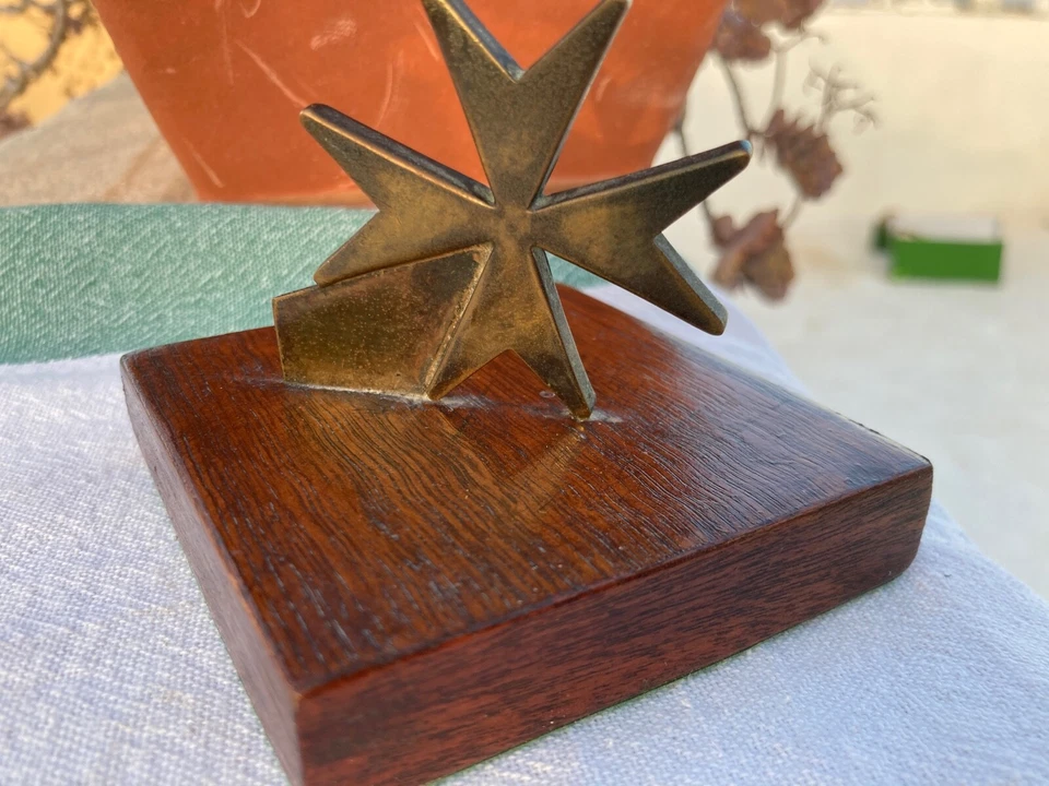 Antique Art Deco Bronze Order Malta Cross Visit Business Card Holder Paperweight - Image 4 of 4