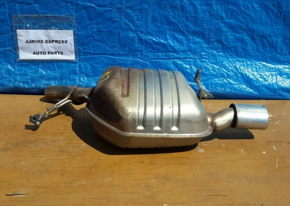 2004-2005 BMW 645Ci E63 E64 Left Driver Exhaust Muffler 7526181 OEM - Image 2 of 4