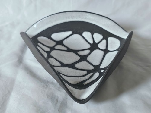 Michael Anderson Marianne Starck Danish art pottery tribal ware dish | bowl 50S - Picture 4 of 13