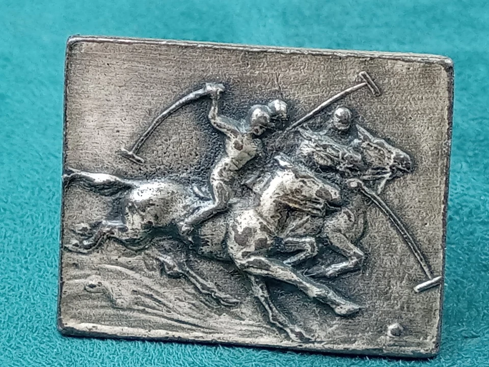 Gemelos antiguos marca Pioneer con tema de polo - Caballo y jugadores: 1,5" x 1" Foto 3 de 4