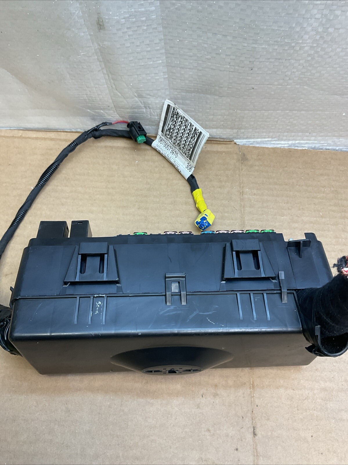 14-21 Maserati Quattroporte Rear Trunk Main Wiring Harness Fuse Box Panel Oem