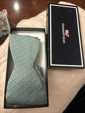 Vineyard Vines Bow Tie - Green Fish Martha s Vineyard Print In Original Box