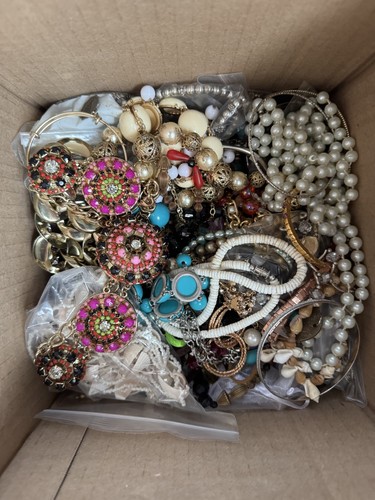 8.08 LB Vintage to Current Costume Jewelry Mixed Lot