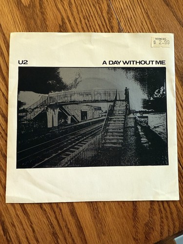 U2 - A Day Without Me 1980 7” Vinyl Single Island WIP 6630 UK MINT VINYL - Picture 1 of 4