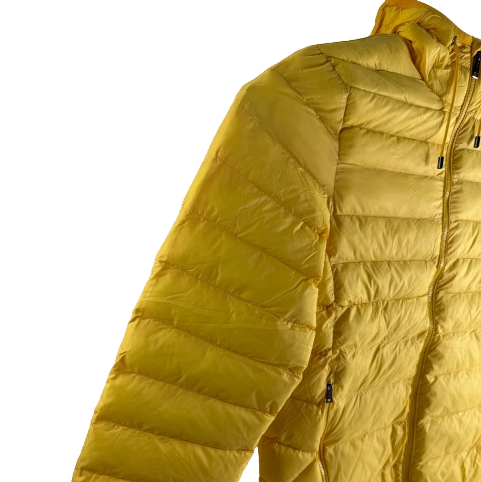 Polo Ralph Lauren The Colden Packable Hooded Jacket Yellow Men`s Size Large - Image 4 of 4