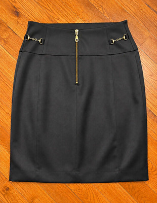 Y2K Express Design Studio black pencil skirt, size 2. Never worn, NWOT