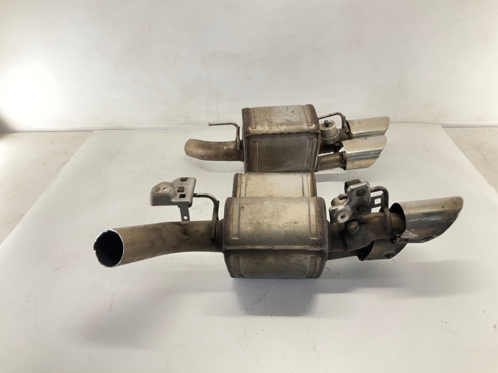 14-19 MASERATI Ghibli Rear Left & Right Exhaust Muffler