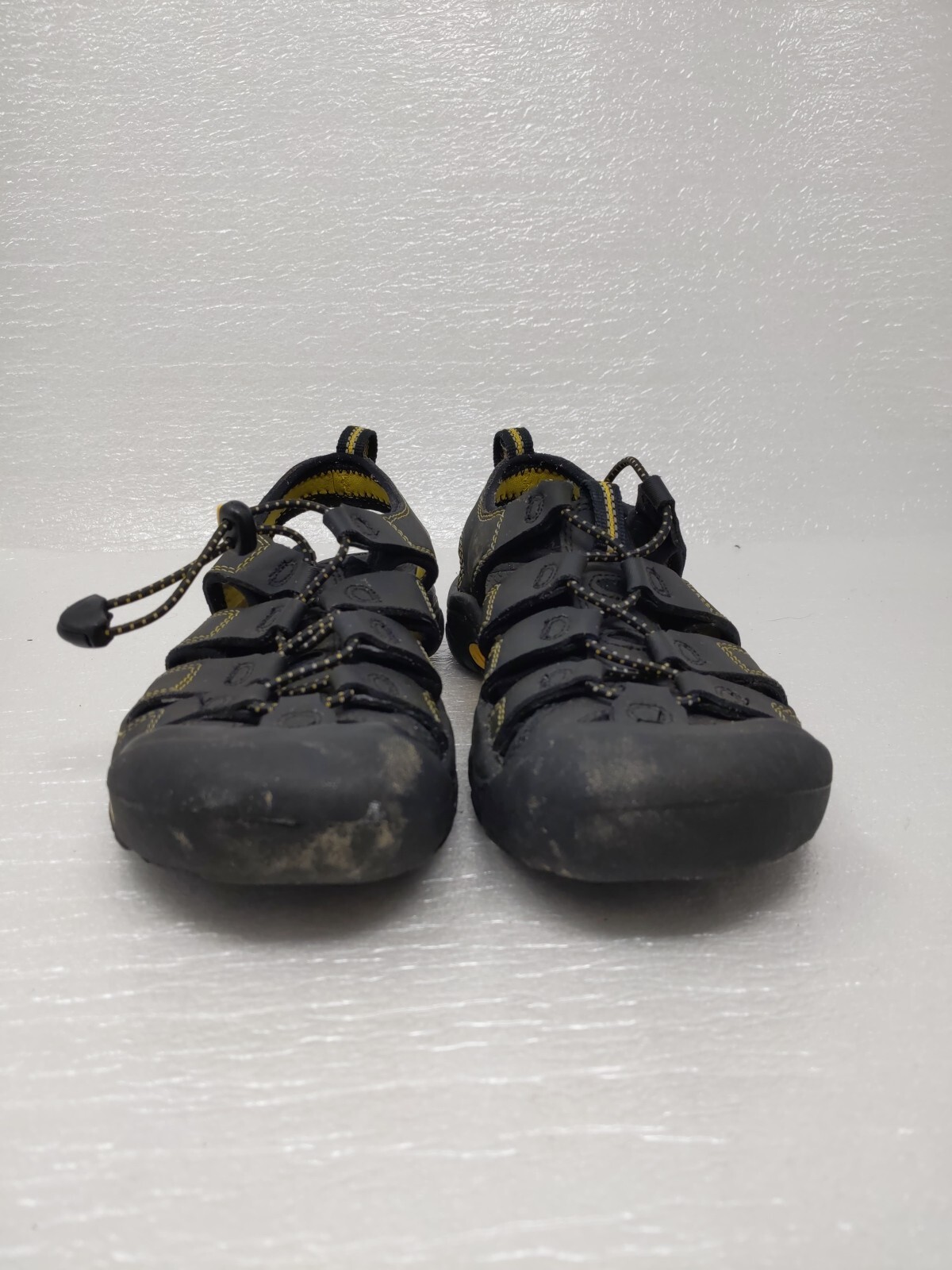 Sandali Keen Newport bambino nero giallo impermeabili scarpe da trail outdoor taglia 4