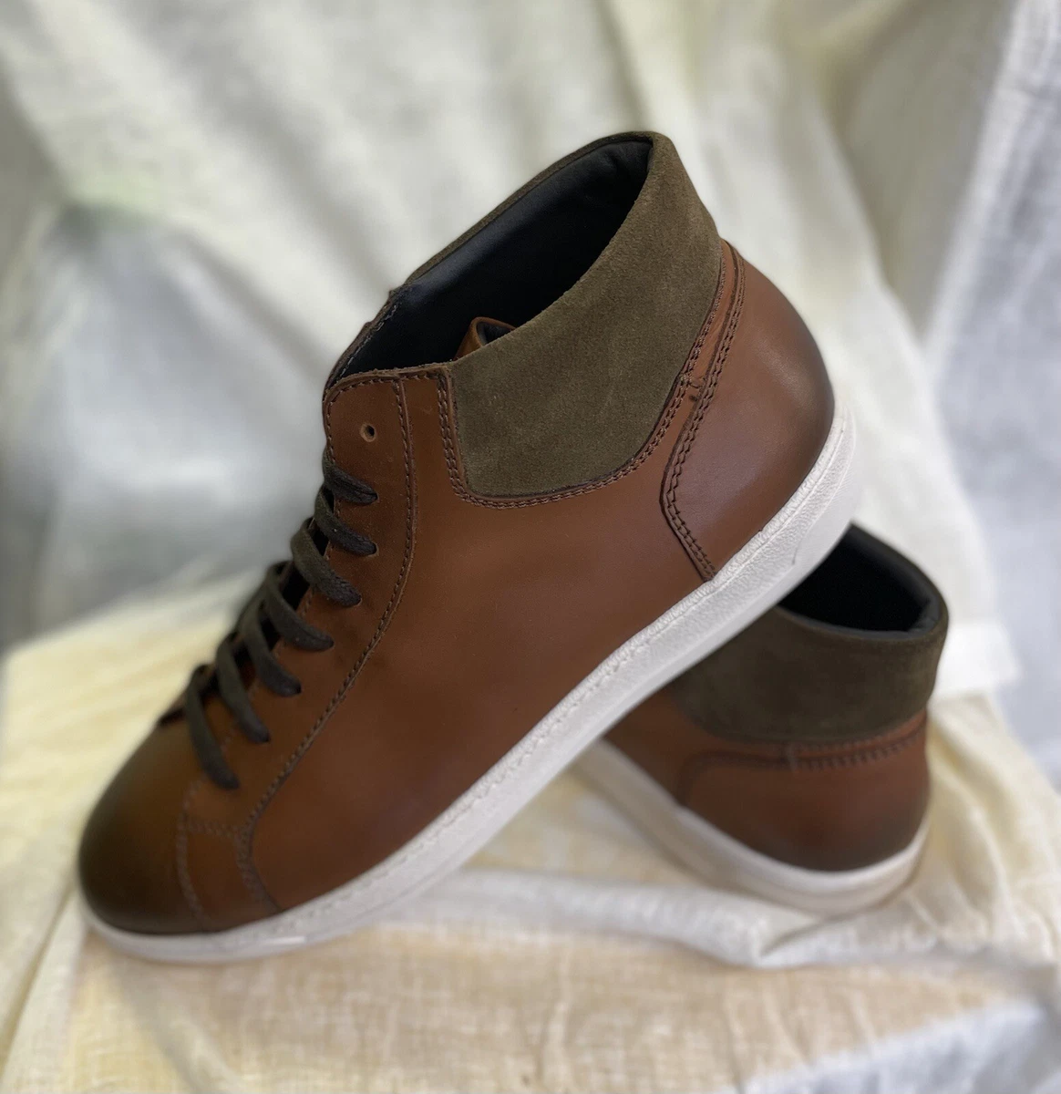 Reload Bicolor mid-cut sneakers in leather