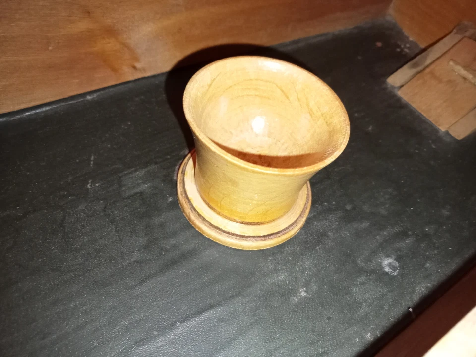 Ancien Jeu de la Puce plateau en bois pour deux joueurs -avec jetons plastique - Photo 4/4