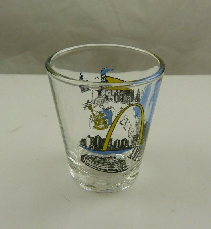 shot glass Missouri souvenir collectible bar ware