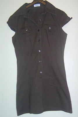 Dunkelbraune Bluse Kurzarm mit 2 Brusttaschen Gr. 32 Pimkie basics