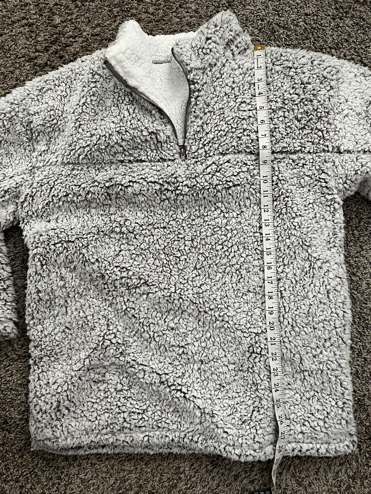 Fuzzy zip pullover size M Woman's Pullover Sweate… - image 7