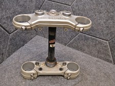 HUSQVARNA SVARTPILEN 401 COMPLETE YOKES TOP AND BOTTOM YOKE 2021 OEM ITEM