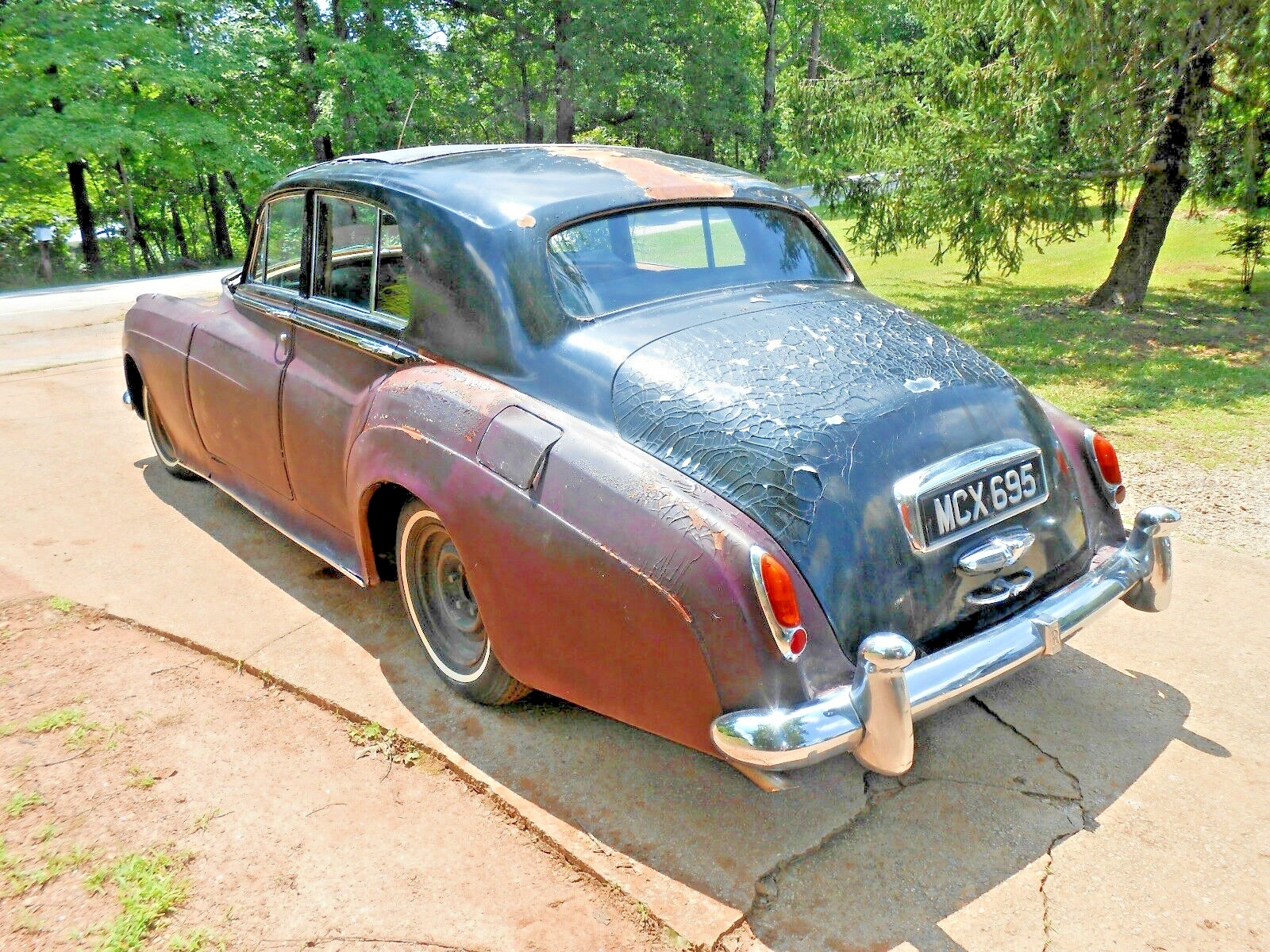 Rolls-Royce Phantom Lamp
