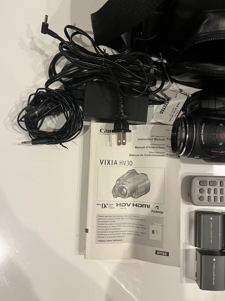 Canon Vixia HV30 MiniDV High Definition Camcorder Video W/remote & Cleaning Kit - Image 4 of 4