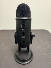 Blue Yeti Professional Multi-Pattern USB Condenser Microphone - Blackout