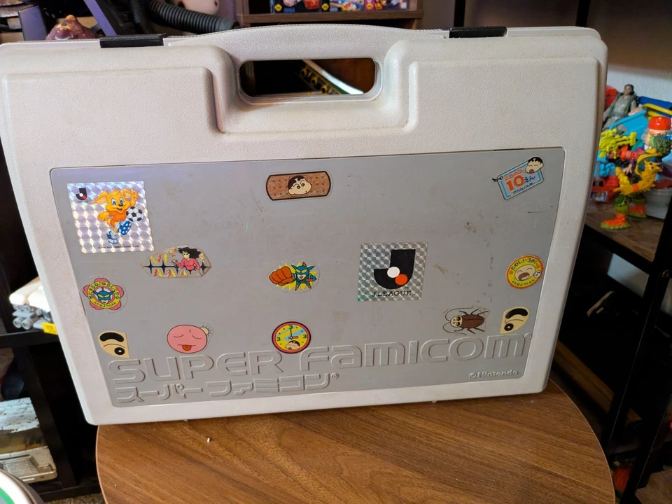 Estuche de almacenamiento Super Famicom / SNES Japón Super Mario World con bandeja adhesiva Foto 2 de 3