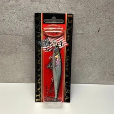 Lucky Craft USA Series Suspending Bass Lure 3-7/8" MS Anchovy 3/8 oz 4' Dive