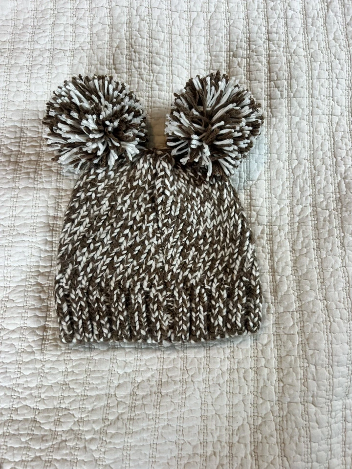 Gorro tejido de invierno marrón jaspeado para bebé pequeño 2 pompones talla S/M 2T Foto 2 de 4