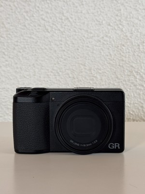 Ricoh GR III 1080p 24.2MP f/2.8 Compact Digital Camera - Black (15039)