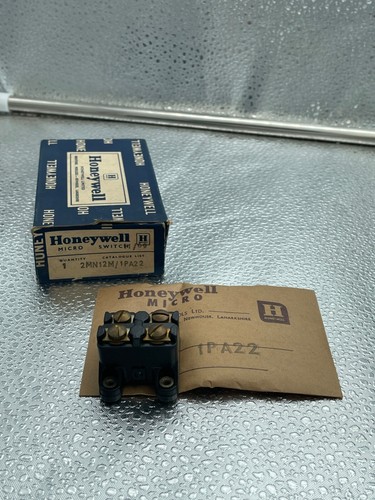 Honeywell Micro Switch / 2MN12M/1PA22 /