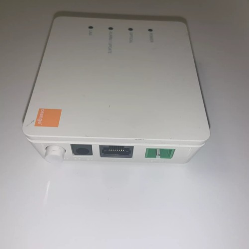 BOITIER FIBRE ORANGE - HUAWEI TERMINAL OPTIQUE GPON HG8010H - 第 2/3 張圖片
