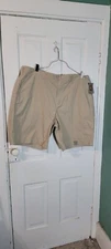  New! The Foundry Supply Co. Size 46 Mens  Porcelain Sand Colored Cargo Shorts