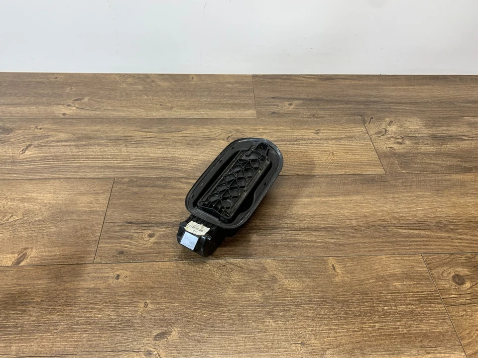 2011-2014 Audi A8 Fuel Gas Tank Filler Door Lid Cover Pocket 4H0-809-857 OEM - Imagem 3 de 4