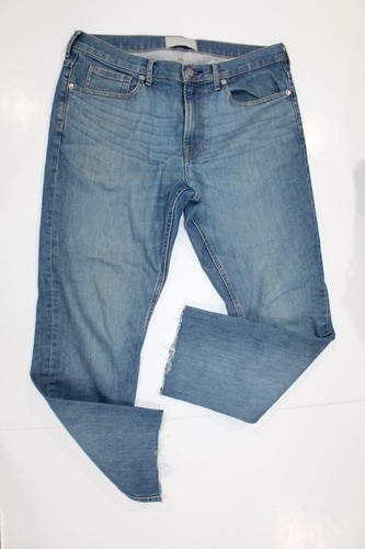 Everlane Slim Jeans Men’s Size 33 x 27 The Slim Jean Pants Cut Frayed Raw Hem - Picture 3 of 6