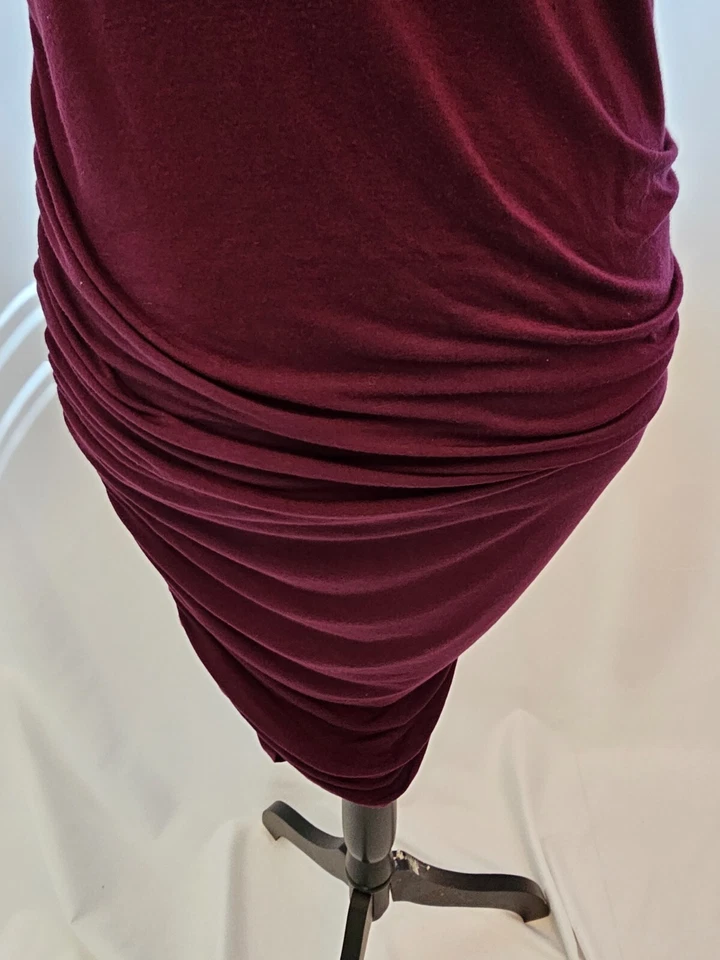 Motherhoods burgundy maternity dress in size S D125 - Image 3 of 4