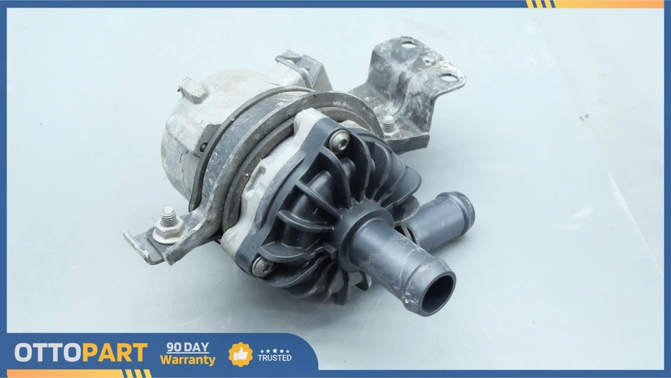 2014-2015 FIAT 500E Electric Auxiliary Coolant Water Pump OEM 52014556AD - Image 2 of 4