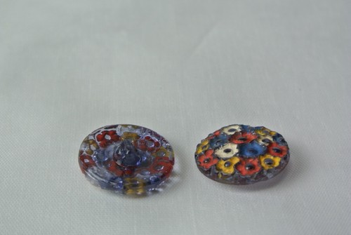 Vintage Antique Czech Art Deco 3-Dimensional Glass Flower Buttons Pair - Picture 7 of 8