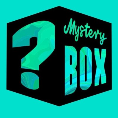 Lot Box (shoes, Collectibles, Clothes, Hypebeast, Hype Shoes, Pokemon Cards,ETC)