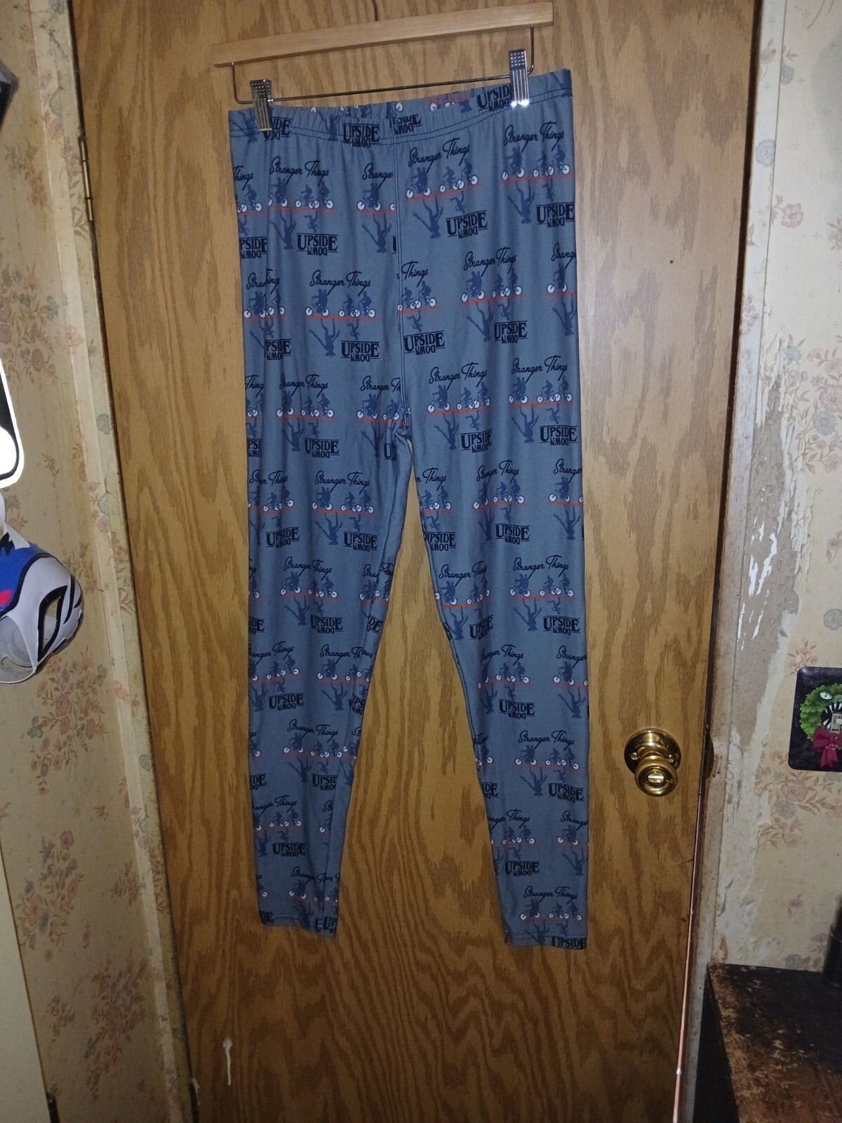 Picture 1 of 9