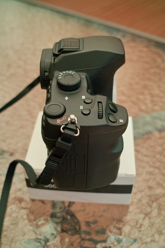 SIGMA SD1 kit with 18-35 f1.8 Art lens - Picture 9 of 14
