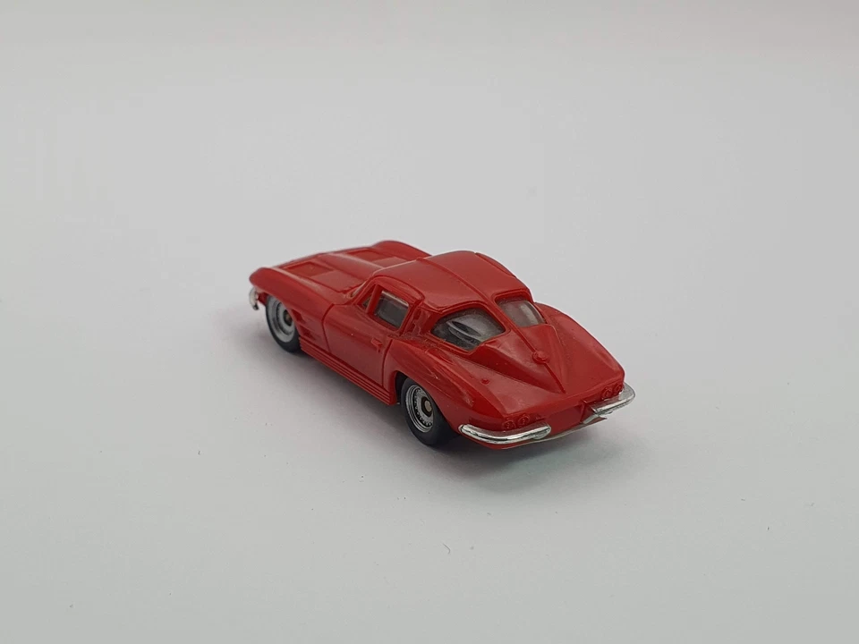 Chevrolet Corvette Stingray Monogram 1/87 - Immagine 2 di 4