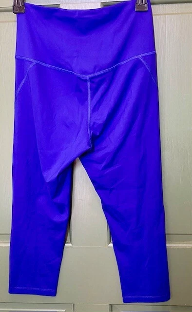 girlfriend-collective compressive high-rise capri leggings