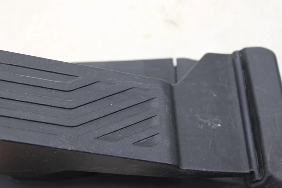 Mazda MX-5 Miata 2016-2022 pedal acelerador de gasolina N24541600 OEM MV81 Foto 3 de 4