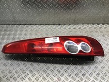 Rückleuchte rechts  Ford Fiesta V (JH, JD) Heckleuchte rechts 671299
