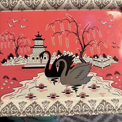 Vintage MCM Pink & Black Swan Oriental Scene Metal Tray Excellent Cond! - Picture 12 of 12