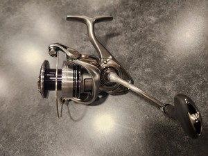DAIWA 23 Exceler LT1000D Angelrolle - Von TACKLE-DEALS, NEU LT 2000