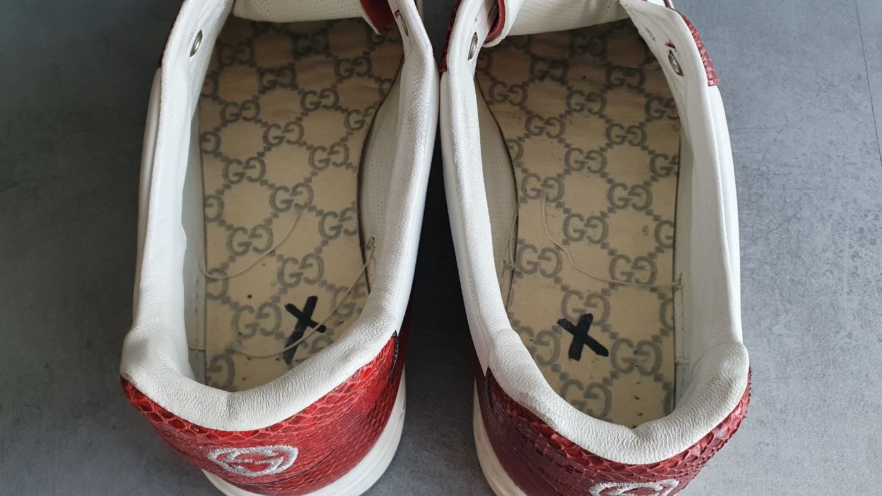 Gucci Interlocking GG Logo Red Python Low Top Sne… - image 16