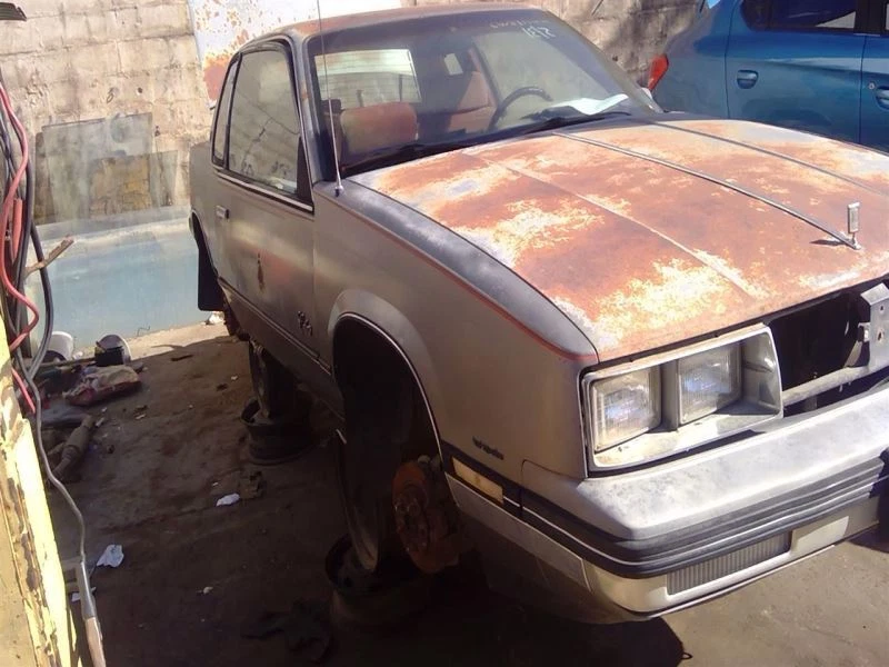 Módulo de control electrónico ECM del motor 4-151 2,5 L compatible con 85-86 6000 886537 Foto 3 de 4