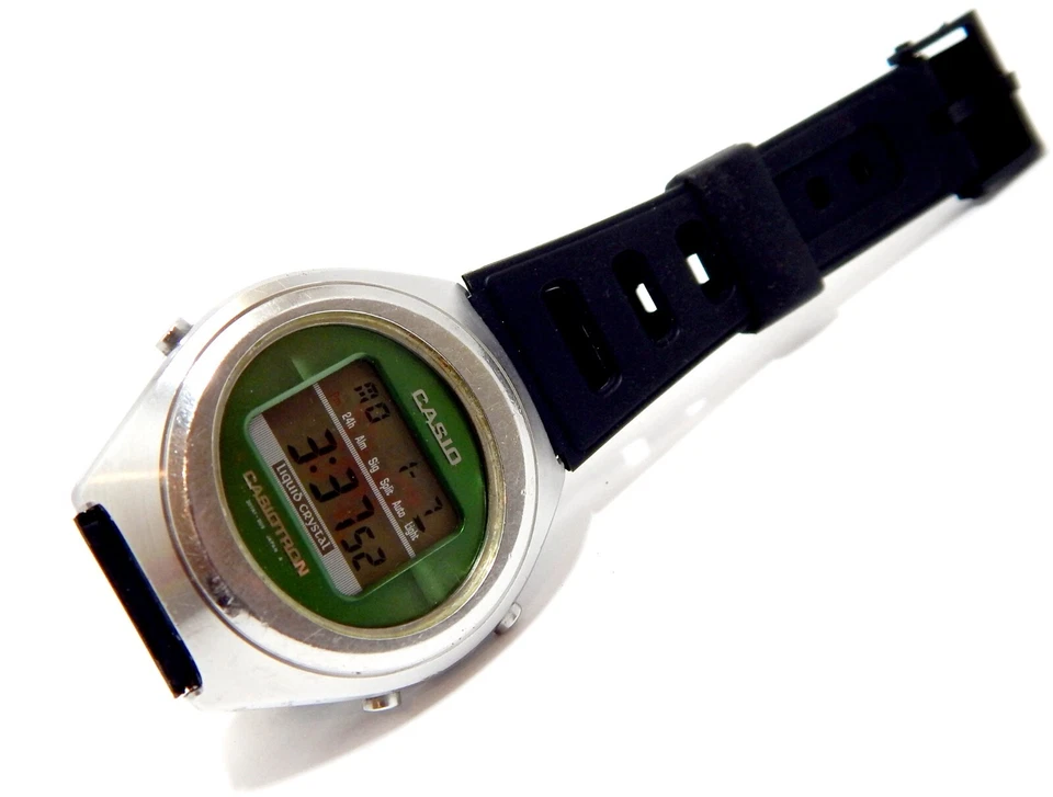 Reloj CASIO Casiotron Astrono Ref. 1670 TRN-120 acero 39 mm 1995c hombre funcionando Foto 4 de 4