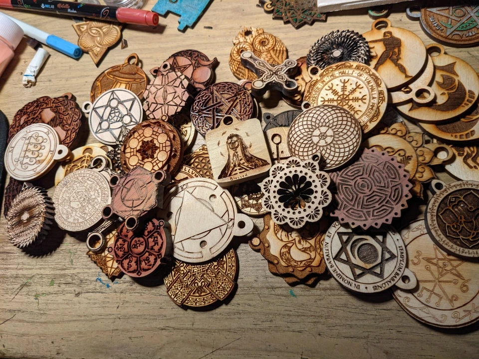 Lote de 75 piezas colgantes al por mayor, paganos, geometría sagrada, collar metafísico, Foto 4 de 4