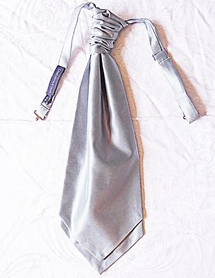 LLOYD ATTREE SMITH GREY SATIN ADJUSTABLE CRAVAT WEDDING RACES FORMAL OCCASSION