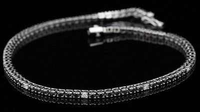 TENNIS ARMBAND 18KT WEISSGOLD SCHWARZ-WEISS BRILLANTEN 2,28 CT ZERTIFIKAT