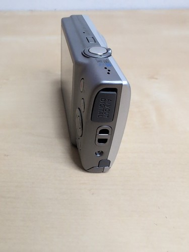 Canon PowerShot A4000 IS HD 16.0MP 8x Zoom Digital Camera Silver -WORKS *READ* - Picture 4 of 8