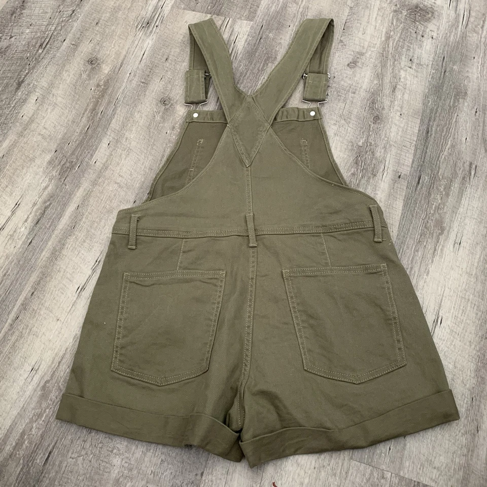 Pantalones cortos con tirantes No Boundaries para jóvenes medianos 7-9 vaqueros verdes Foto 3 de 4